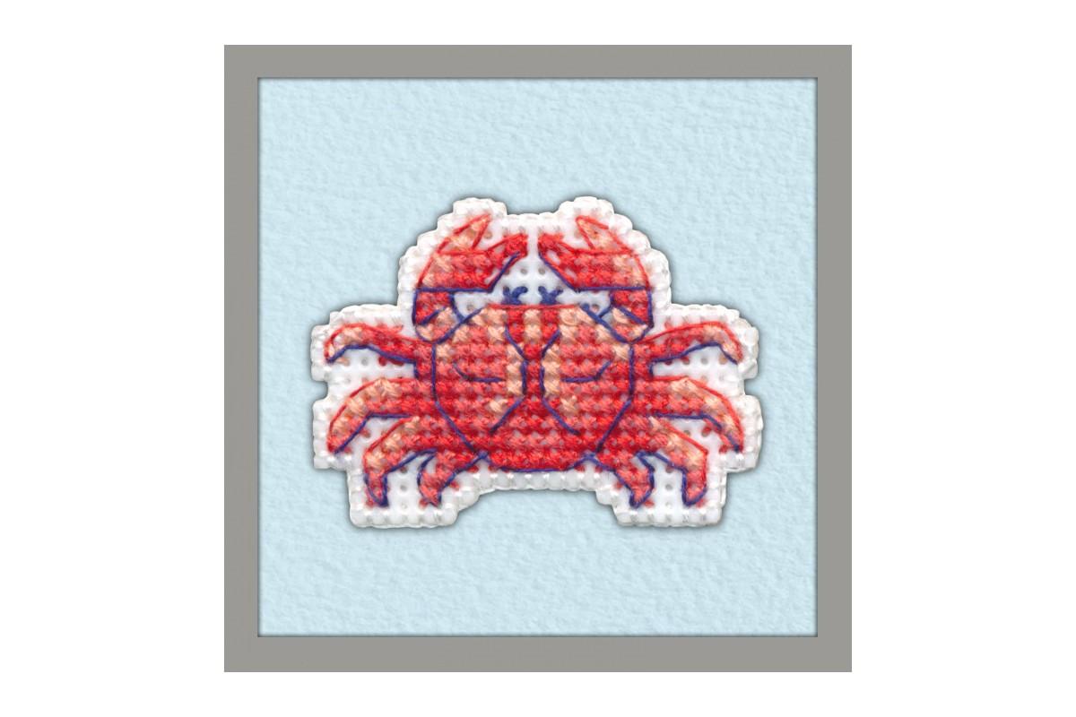 Make a lovely little Badge with this Oven cross stitch kit – Crab